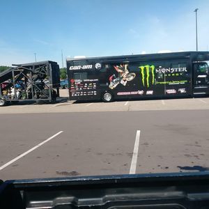 Meet your Posher, Cory